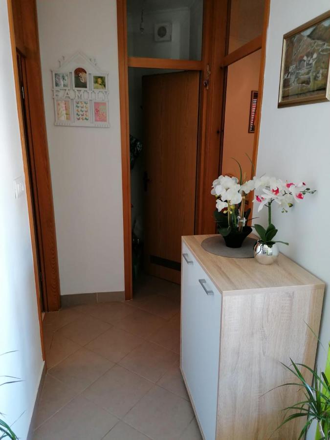 Apartment Marija Trogir Eksteriør billede
